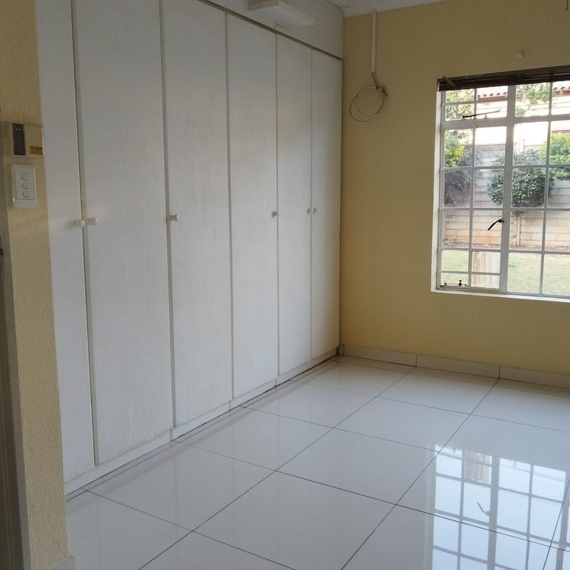 To Let 3 Bedroom Property for Rent in Safari Gardens North West